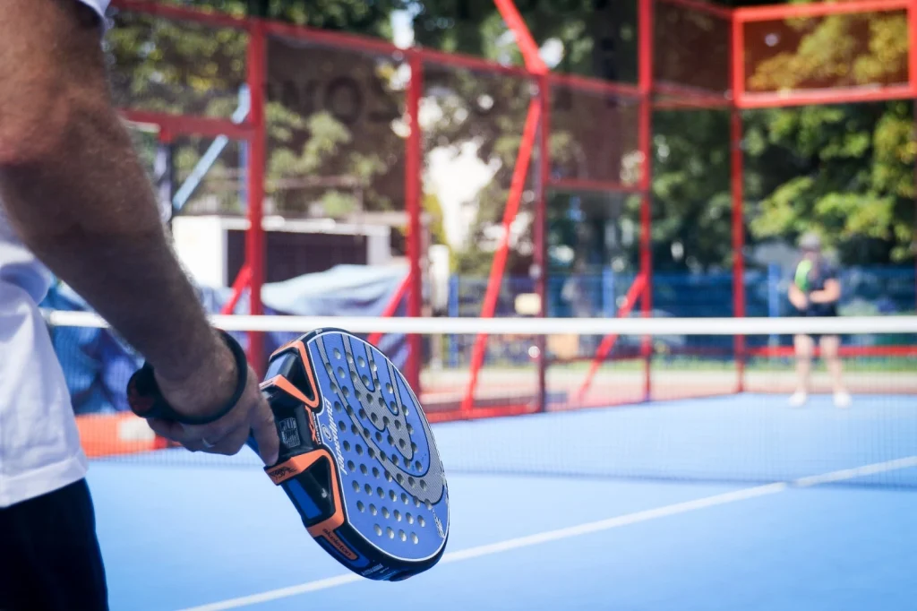 Difference Between Tennis And Paddle Tennis