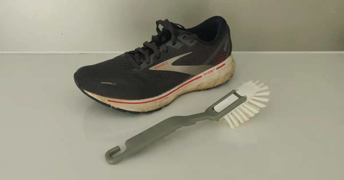 How To Clean Brooks Tennis Shoes