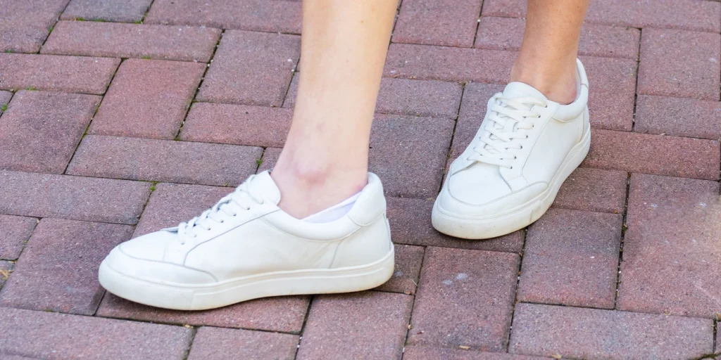 How long it takes to whiten shoes