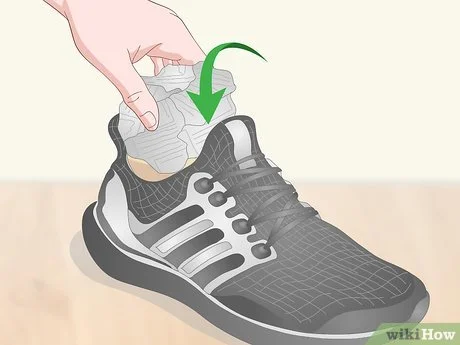 How to Stretch Tennis Shoes For Wide Feet