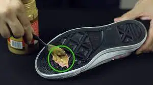 How to Remove Gum From Shoes
