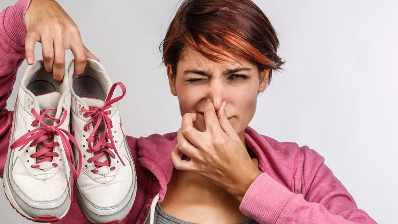 What Causes Mildew Smell In Shoes