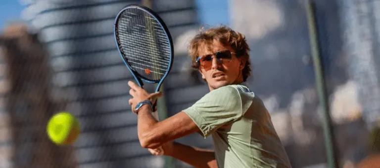 Can Tennis Players Wear Sunglasses?